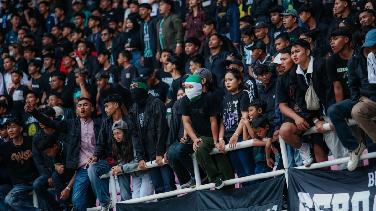 Coach Pieter Menanti Dukungan Suporter PSS Sleman di Stadion I Wayan Dipta